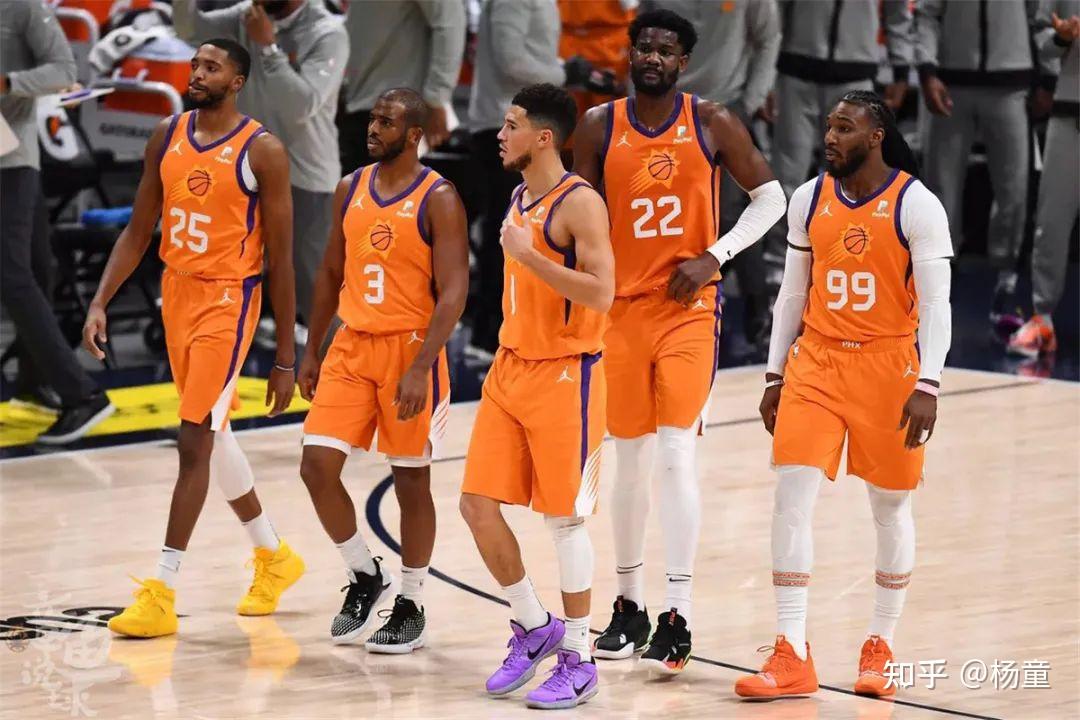 爱游戏客服-包含风云突变菲尼克斯太阳冲刺阶段战术微调，荷甲版图或变，信心回归，细节决定成败的词条